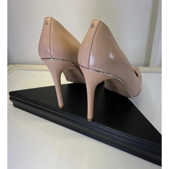 BCBGeneration Womens 11 Shell Pink Harleigh Leather Pointed Pump NEW FLAW - Picture 12 of 14